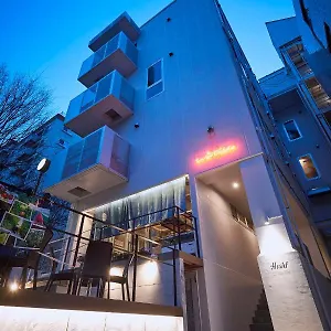 Turn Table Hostel Tokyo